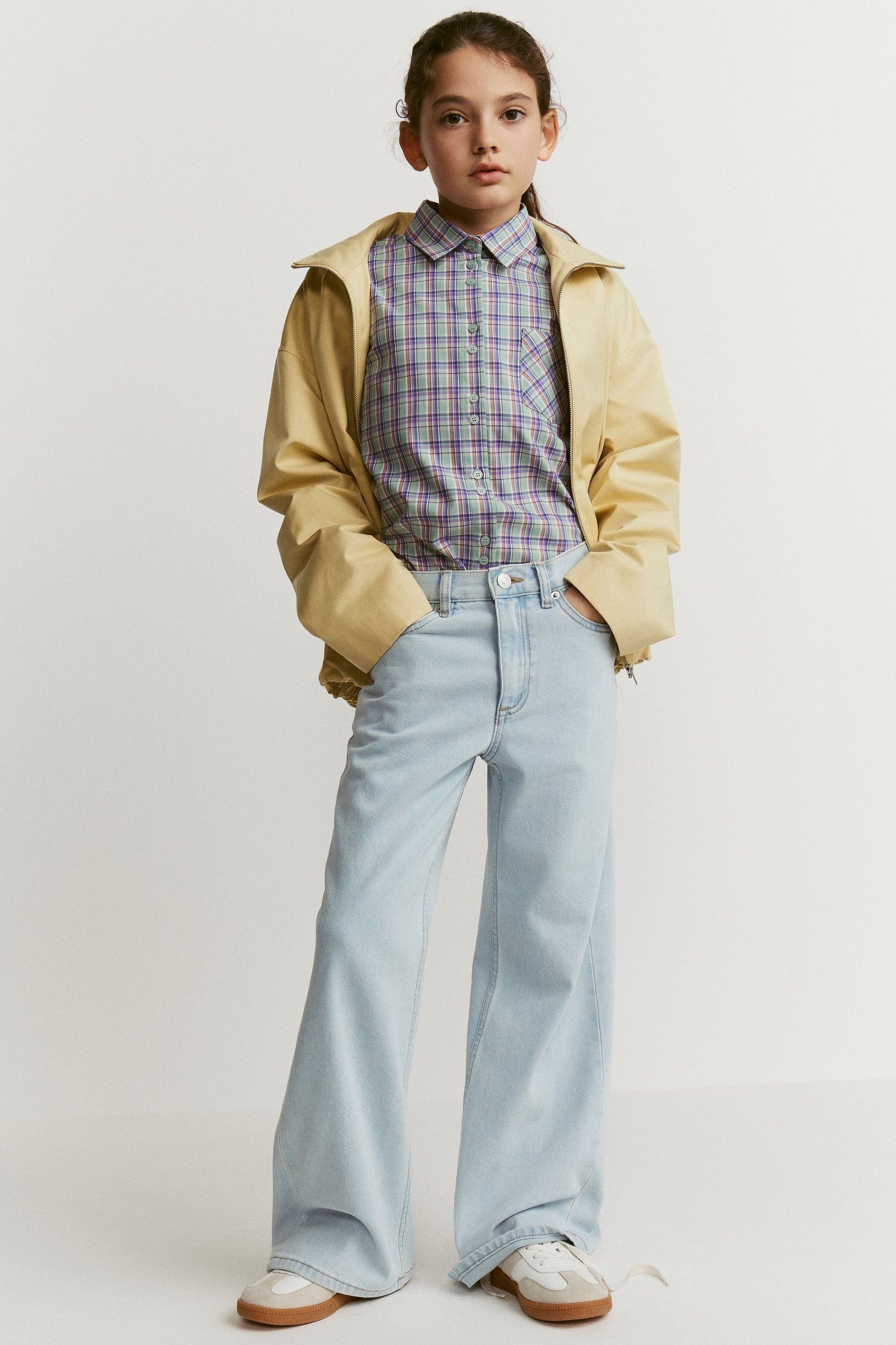 Широкие джинсы