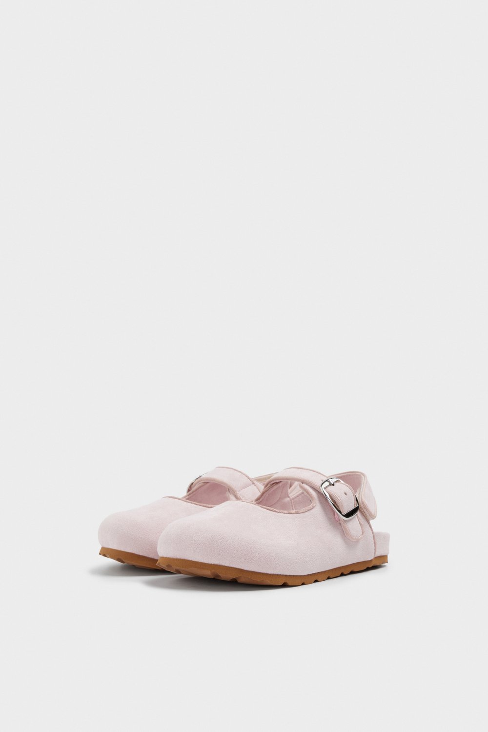 Сабо с отделкой под замшу